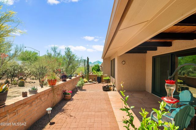 14006 N Green Tree Drive, Oro Valley, AZ 85755