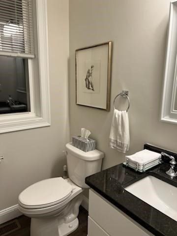 10 Wisteria Ln, Maynard, MA 01754