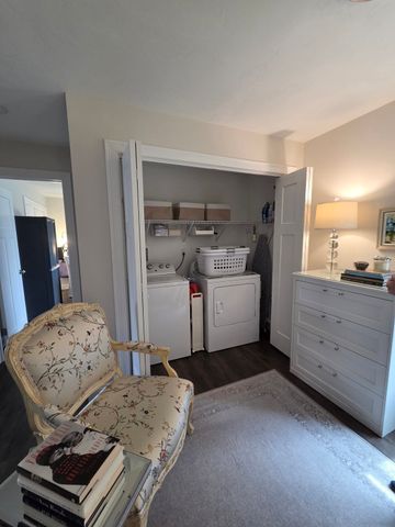 10 Wisteria Ln, Maynard, MA 01754