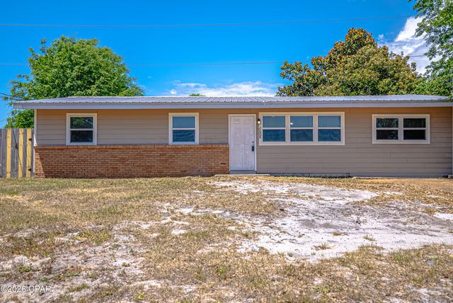 2608 W 21st Street, Panama City, FL 32405