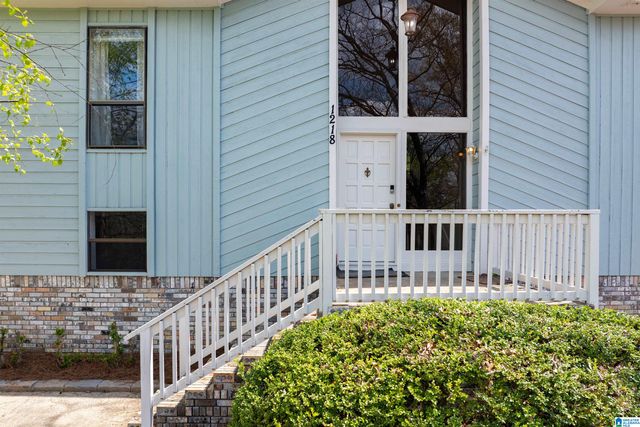 1218 SOUTHWIND DRIVE, Helena, AL 35080