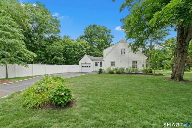 46 Toilsome Avenue, Norwalk, CT 06851