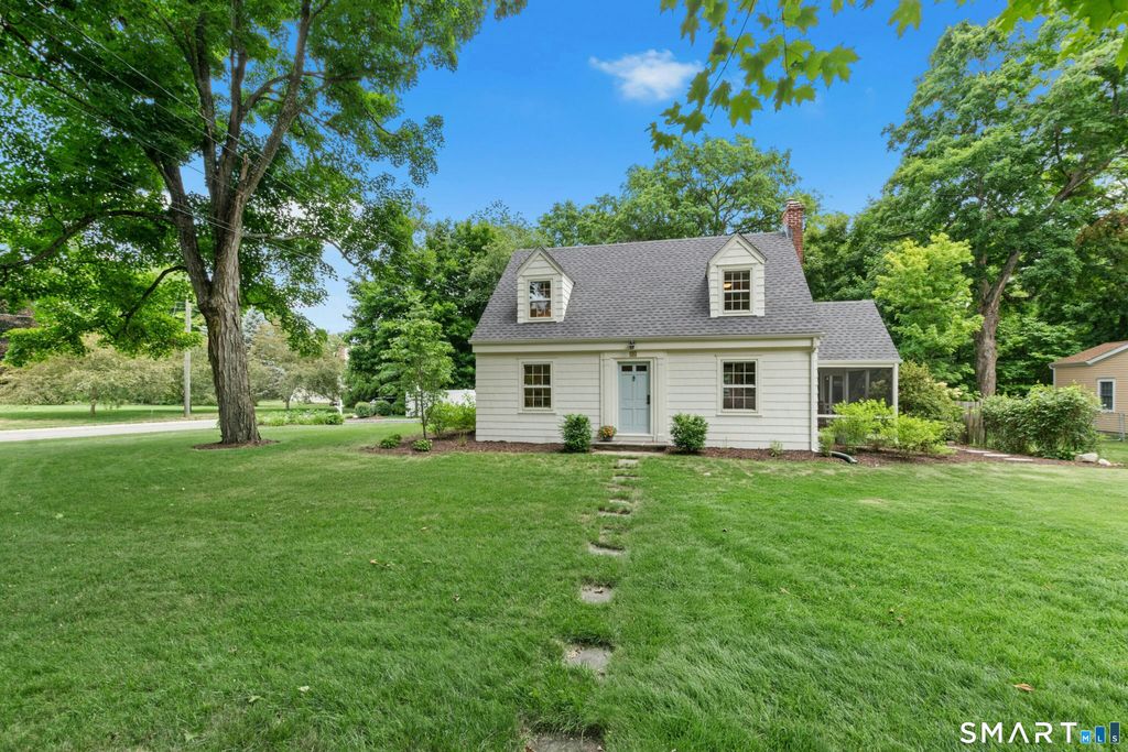 46 Toilsome Avenue, Norwalk, CT 06851