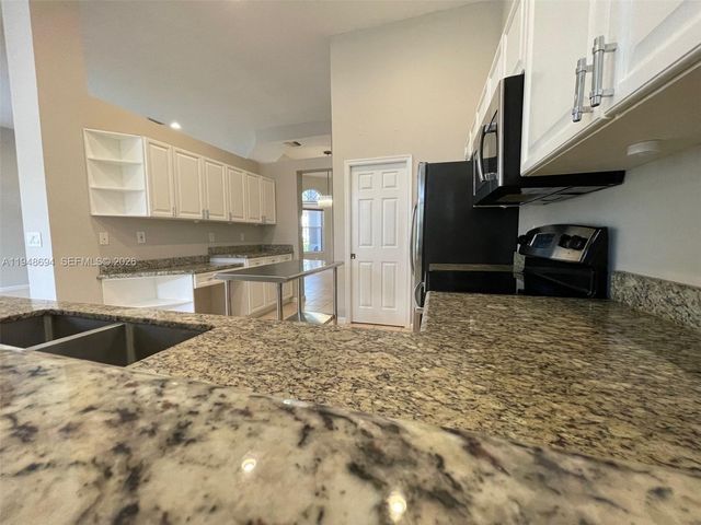 4023 Turnstone Ct 4023, Weston, FL 33331