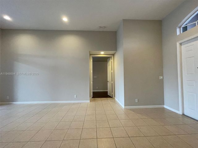 4023 Turnstone Ct 4023, Weston, FL 33331