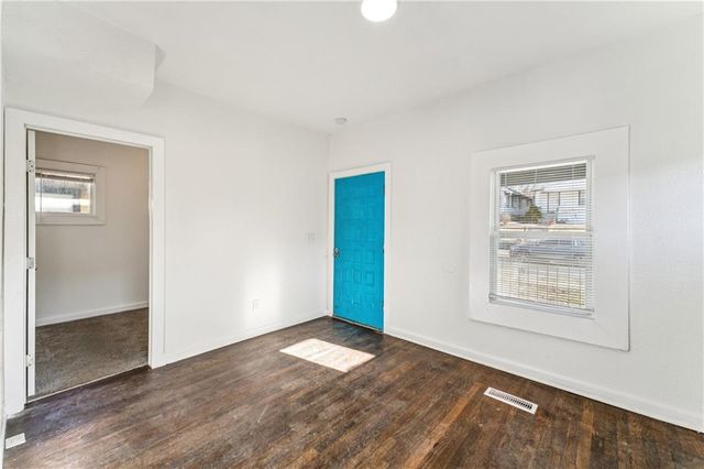 4438 Park Avenue, Kansas City, MO 64130