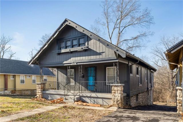 4438 Park Avenue, Kansas City, MO 64130