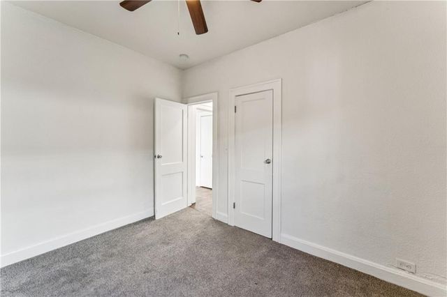 4438 Park Avenue, Kansas City, MO 64130