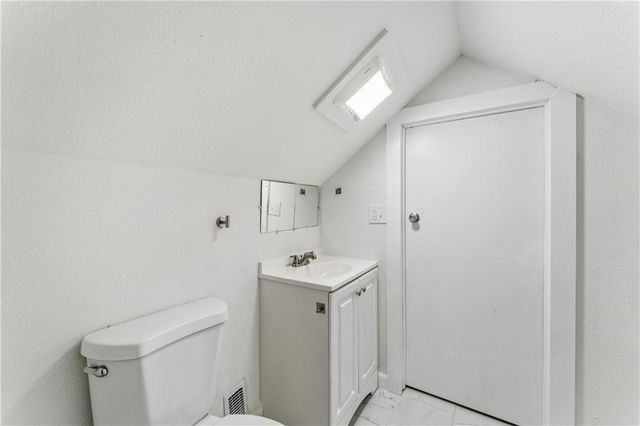 4438 Park Avenue, Kansas City, MO 64130