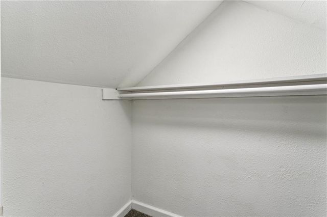 4438 Park Avenue, Kansas City, MO 64130