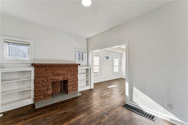 4438 Park Avenue, Kansas City, MO 64130