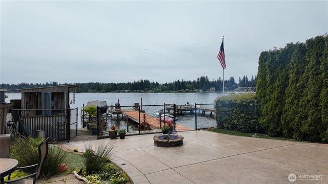 17218 Schuhs Lane, Stanwood, WA 98292