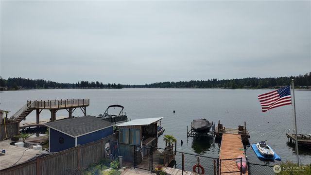 17218 Schuhs Lane, Stanwood, WA 98292