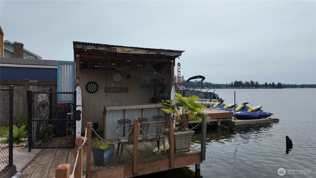 17218 Schuhs Lane, Stanwood, WA 98292
