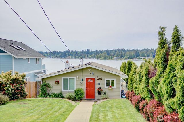 17218 Schuhs Lane, Stanwood, WA 98292