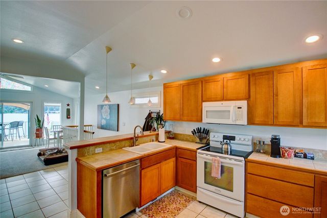 17218 Schuhs Lane, Stanwood, WA 98292