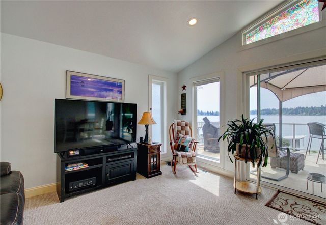 17218 Schuhs Lane, Stanwood, WA 98292