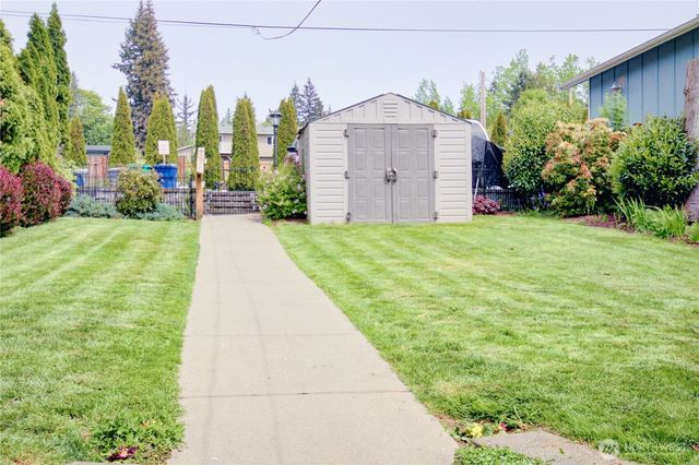 17218 Schuhs Lane, Stanwood, WA 98292