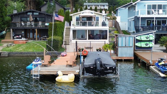 17218 Schuhs Lane, Stanwood, WA 98292