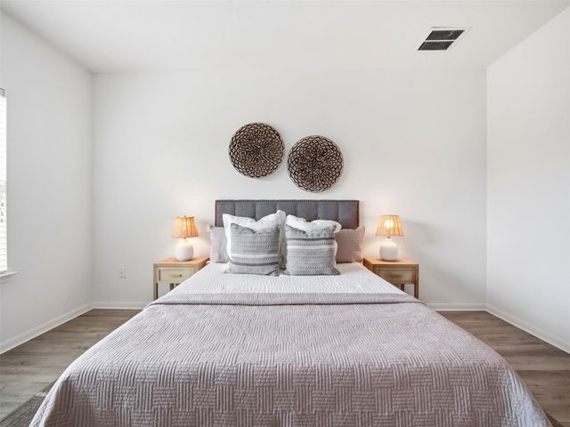 2911 Tilmon LN, Austin, TX 78725