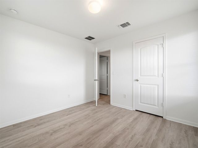 2911 Tilmon LN, Austin, TX 78725