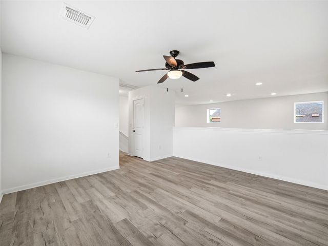 2911 Tilmon LN, Austin, TX 78725