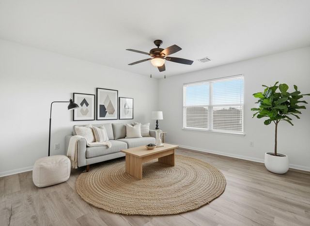 2911 Tilmon LN, Austin, TX 78725