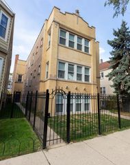 2620 N Springfield Avenue 2R, Chicago, IL 60647