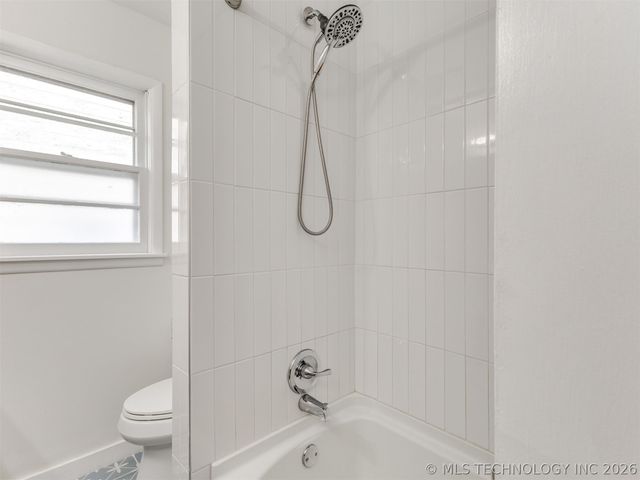 3921 E 37th Place, Tulsa, OK 74135