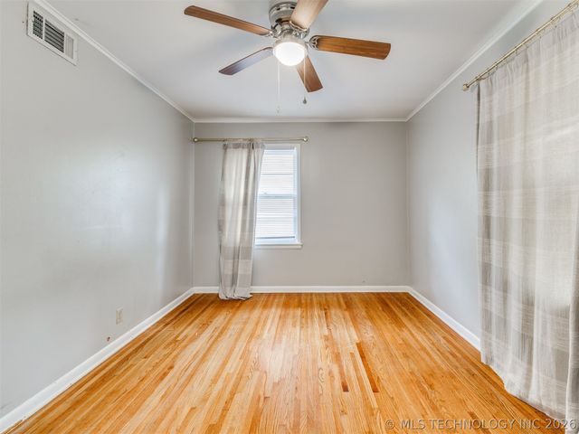 3921 E 37th Place, Tulsa, OK 74135