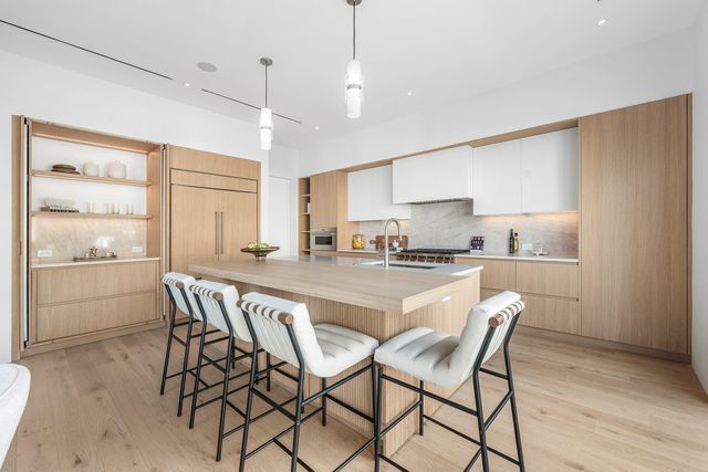 819 Bamboo Lane, Delray Beach, FL 33483