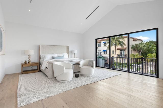 819 Bamboo Lane, Delray Beach, FL 33483