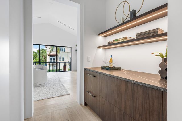 819 Bamboo Lane, Delray Beach, FL 33483