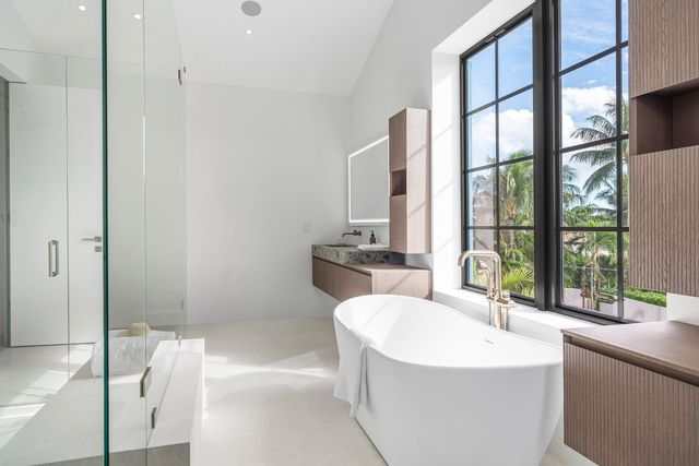 819 Bamboo Lane, Delray Beach, FL 33483