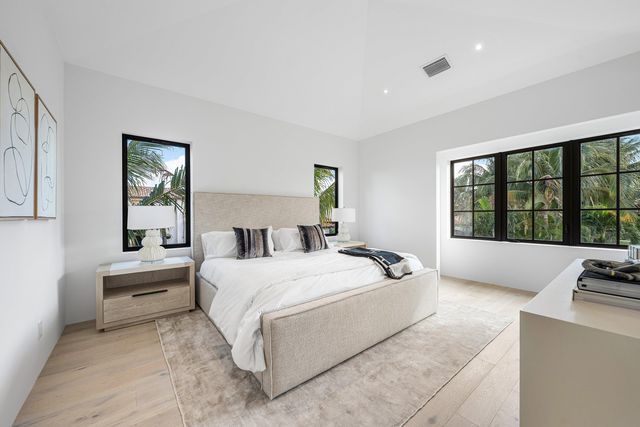 819 Bamboo Lane, Delray Beach, FL 33483