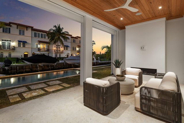 819 Bamboo Lane, Delray Beach, FL 33483