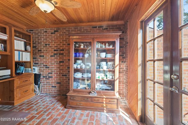 404 Briargate Circle, Lafayette, LA 70503