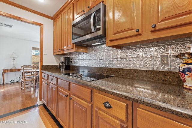 404 Briargate Circle, Lafayette, LA 70503