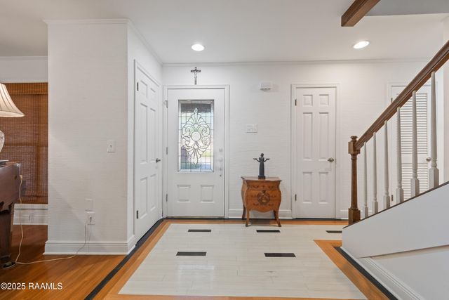 404 Briargate Circle, Lafayette, LA 70503