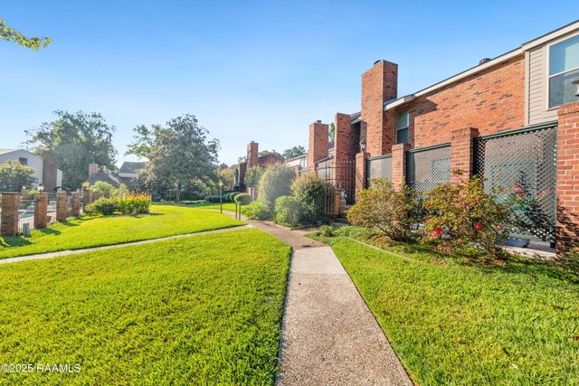 404 Briargate Circle, Lafayette, LA 70503