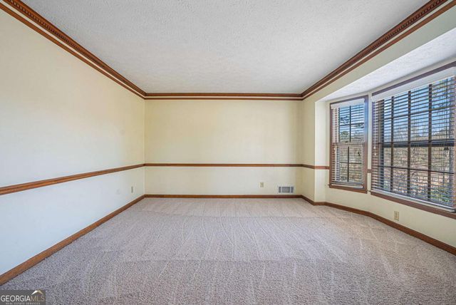 921 Cedar Trace SW, Lilburn, GA 30047