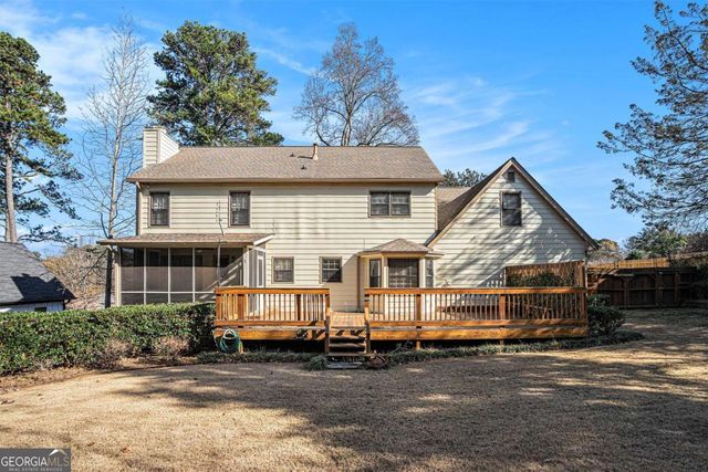 921 Cedar Trace SW, Lilburn, GA 30047