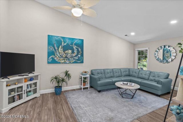 1719 Buttonwood Avenue, Toms River, NJ 08755
