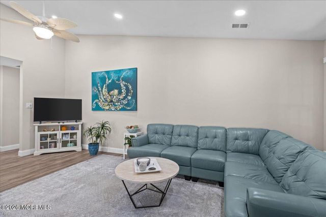 1719 Buttonwood Avenue, Toms River, NJ 08755