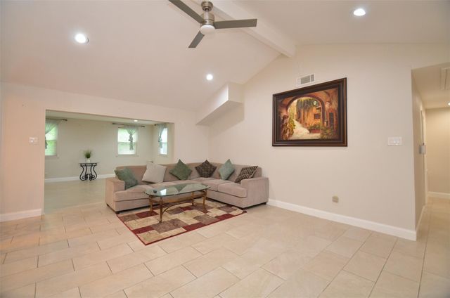 5834 Ludington Drive, Houston, TX 77035