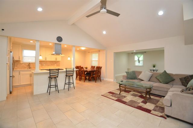 5834 Ludington Drive, Houston, TX 77035