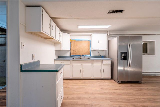 816 29TH AVENUE, Fairbanks, AK 99701