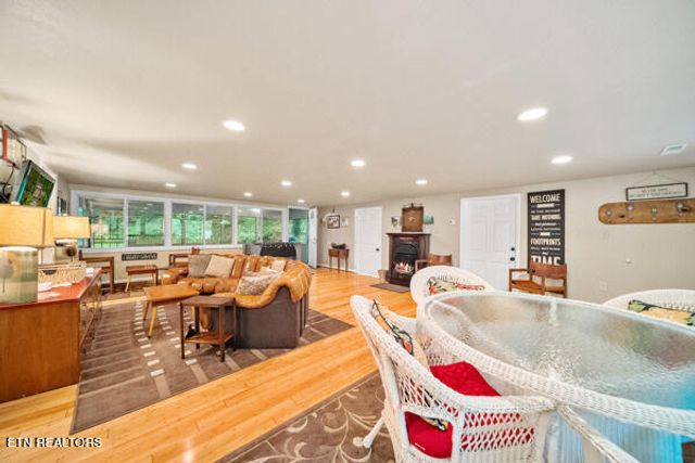 3127 Emerald Springs Loop, Sevierville, TN 37862