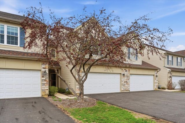 529 Shakespeare Drive, Grayslake, IL 60030