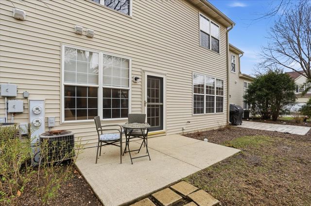 529 Shakespeare Drive, Grayslake, IL 60030